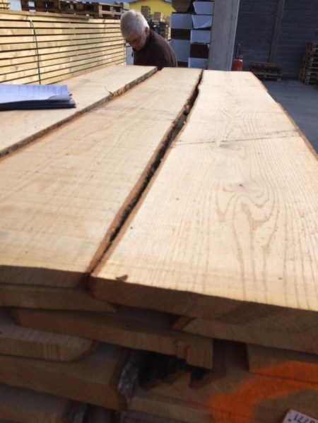 Red oak timber